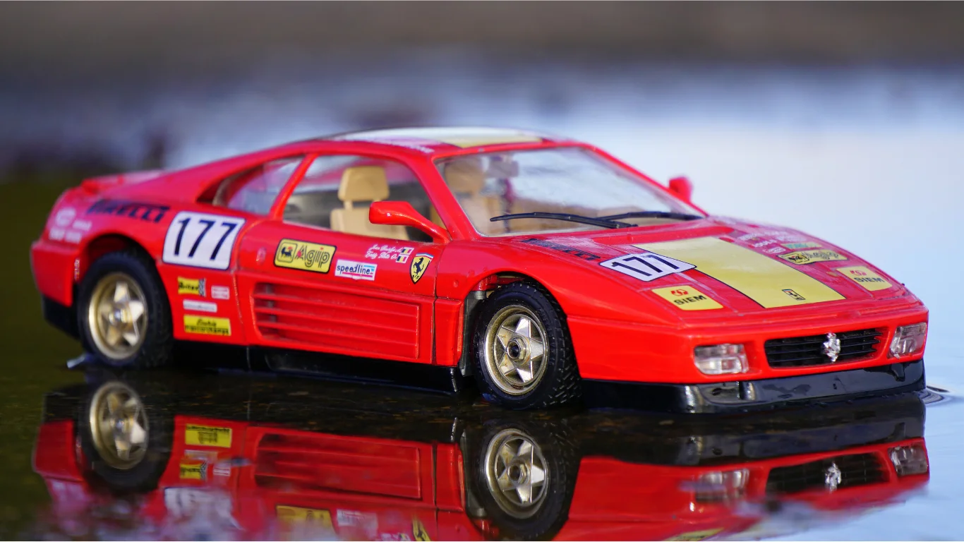 CAR GRAPHIC DESIGNING